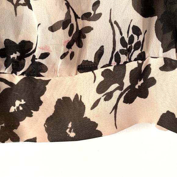 Nicole Miller Beaded Plunging Neck Floral Blouse - Picture 9 of 9